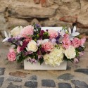 Aranjament floral în cutie personalizată cu poză